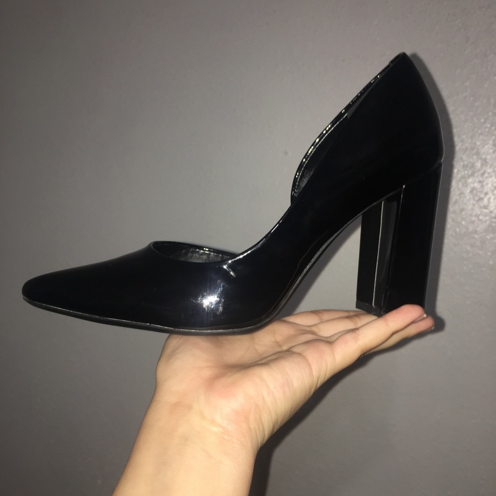 Nine West black glossy heels